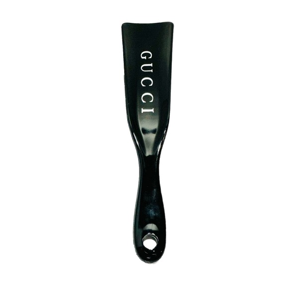 GUCCI Authentic Small Plastic Shoe Horn 7" Designer Logo Spell Out Black NWOT - Picture 2 of 3